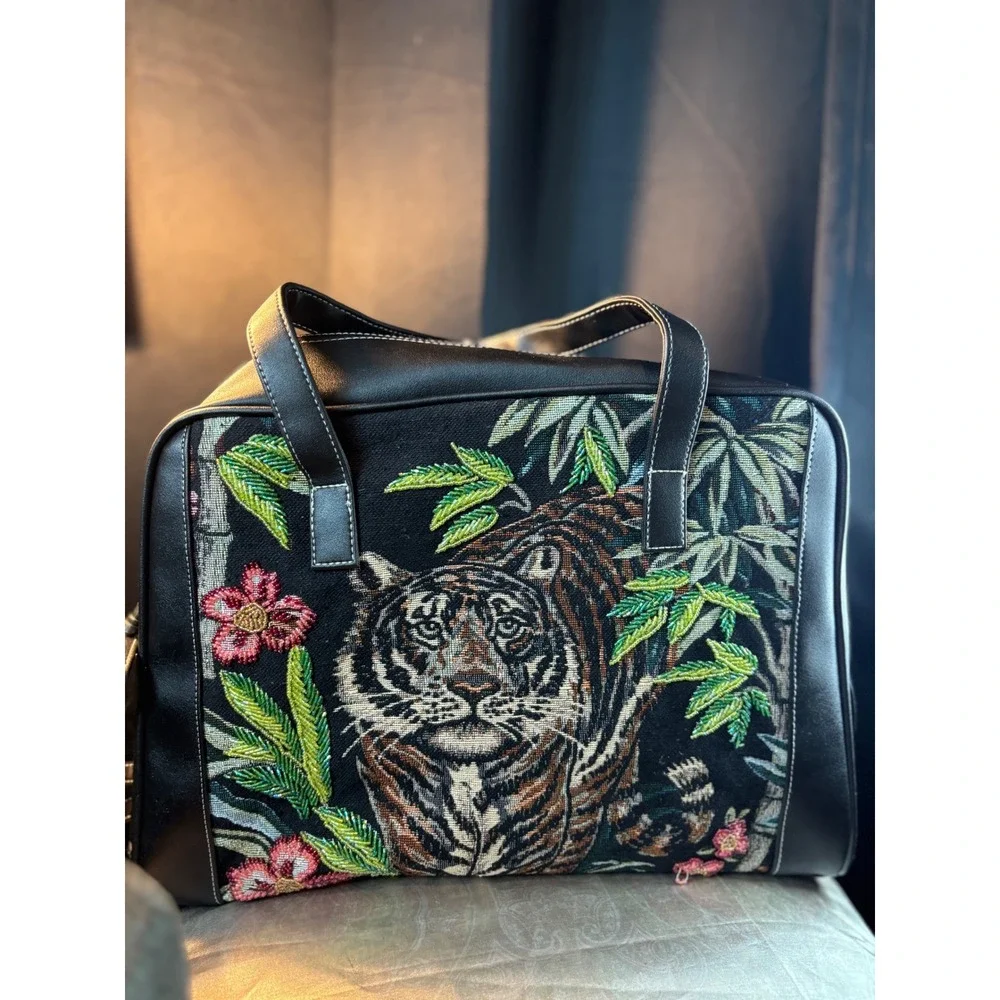 Signature Club A Black Faux Leather Embroidered Tiger Tapestry Satchel Bag